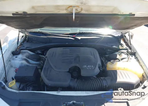 2012 Chrysler 300 Limited из США, поврежденный, VIN 2C3CCACG1CH188390